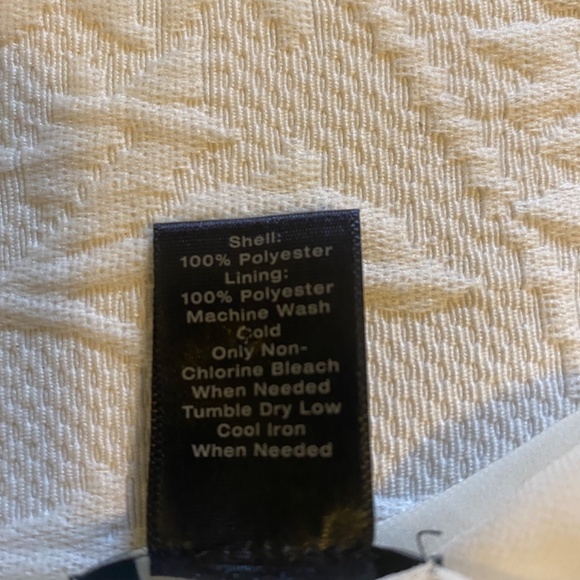 Ann Taylor White Chiffon Tunic. Size S - Picture 5 of 6